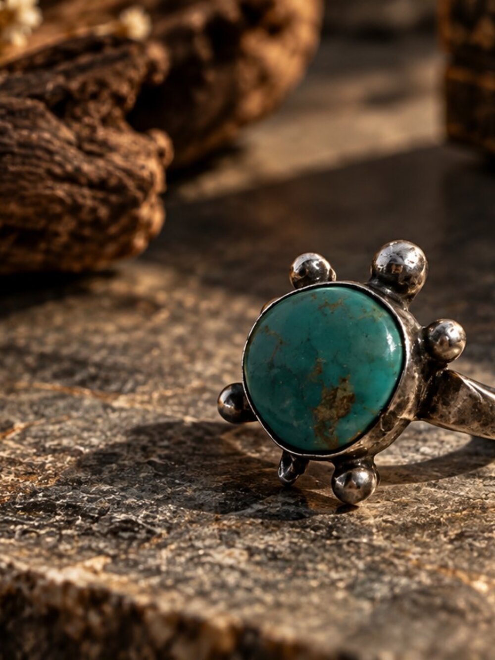 Vintage Turquoise Stone Statement Ring – Silver Tone – Size 5.5